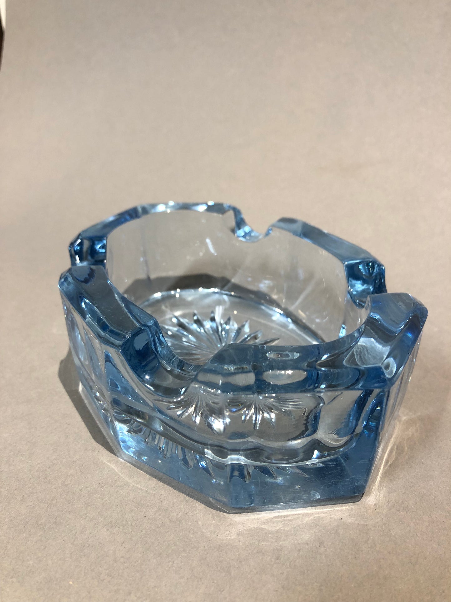 Aschenbecher Glas blau